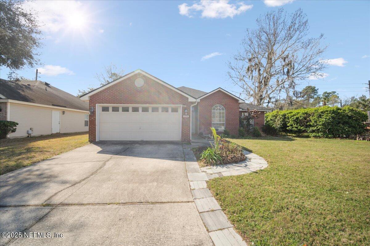 5506 ALEXIS FOREST Lane