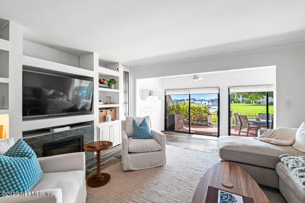 14750 BEACH Boulevard 51