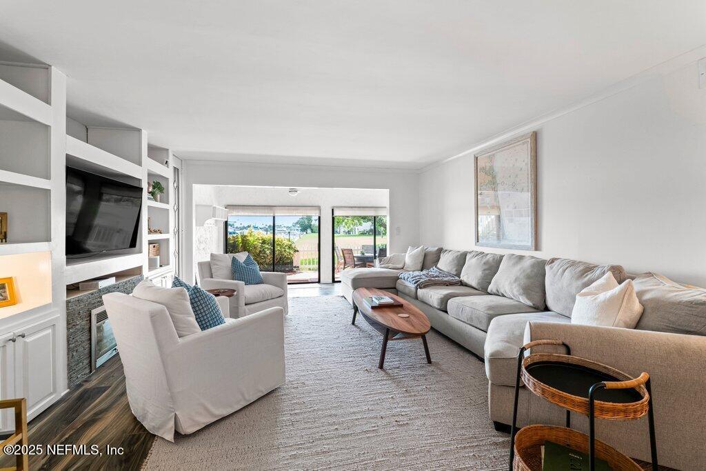 14750 BEACH Boulevard 51