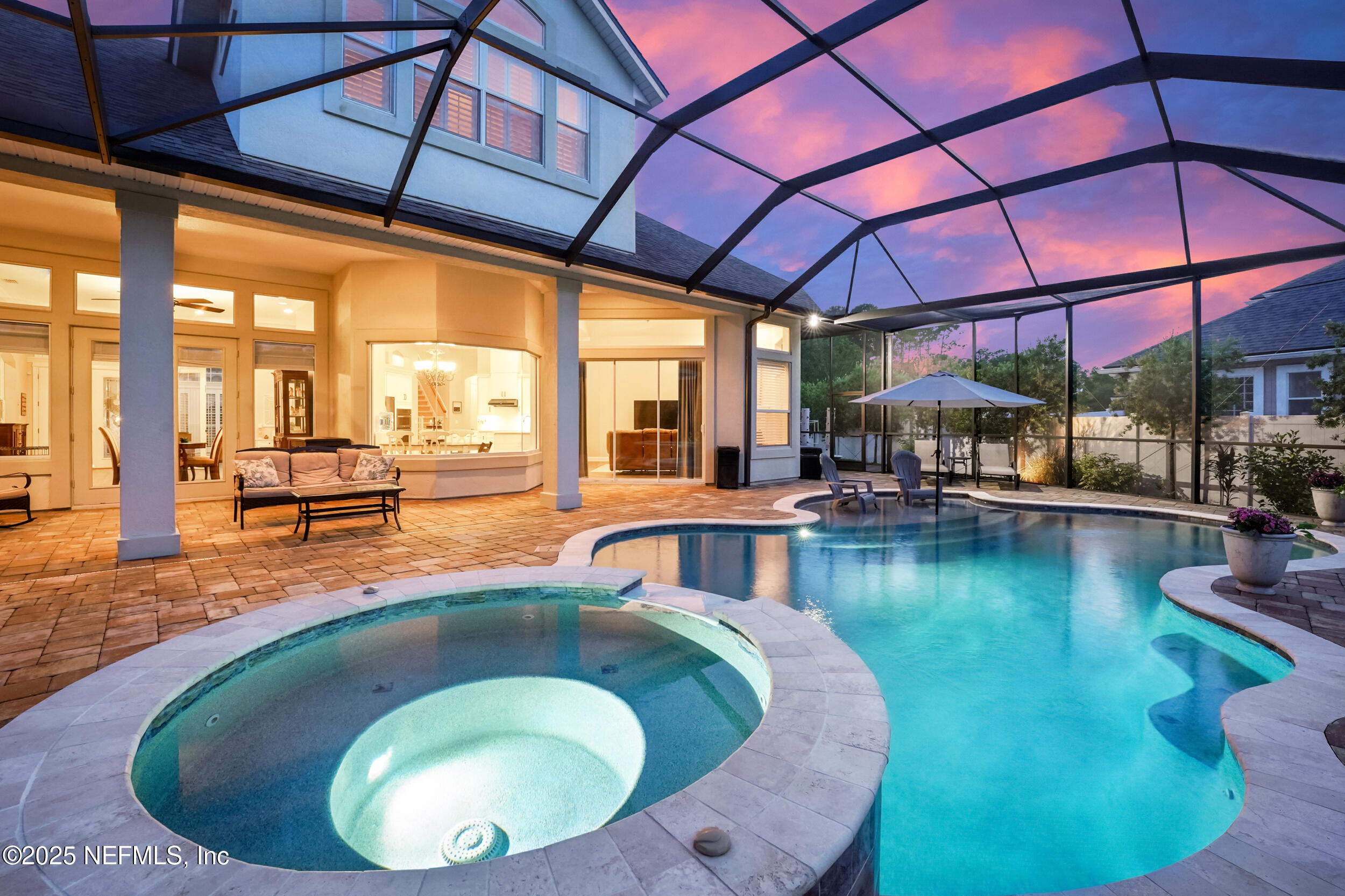 1136 W KESLEY Lane