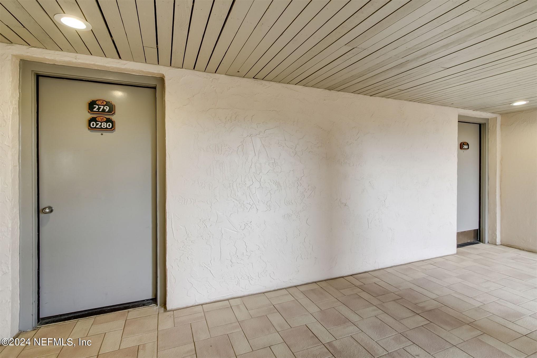 279 SANDCASTLES Court
