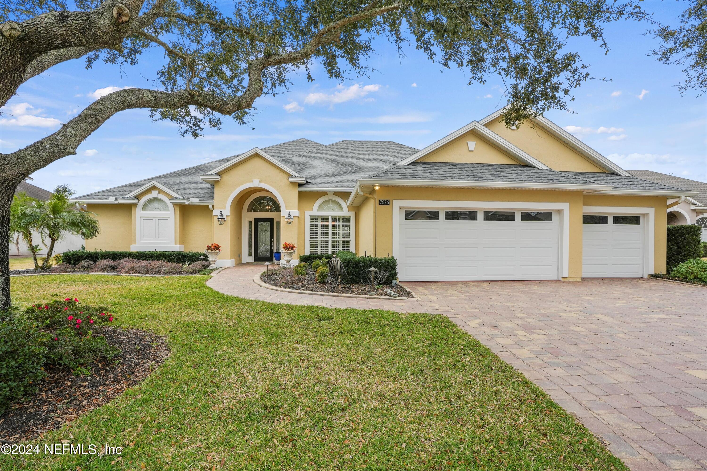 Jacksonville, FL home for sale located at 7626 Wexford Club Drive E, Jacksonville, FL 32256