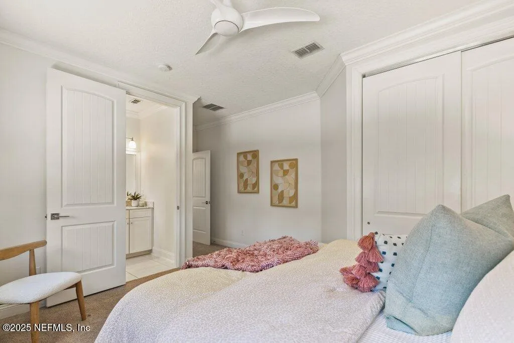 Jacksonville, Florida 32207, United States, 3 Bedrooms Bedrooms, ,4 BathroomsBathrooms,Residential,Pending,85034