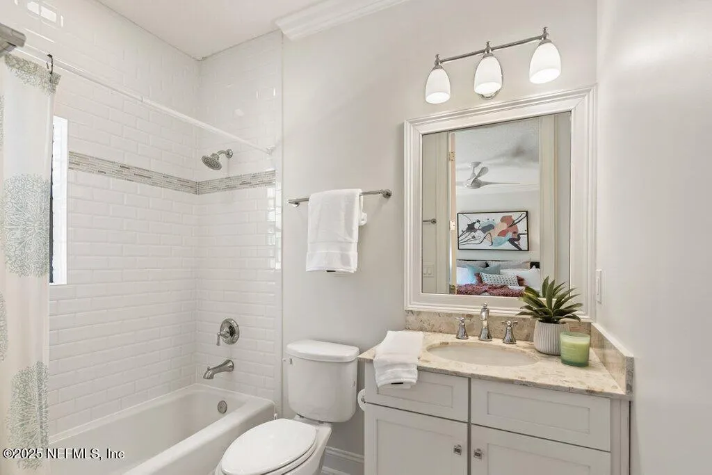 Jacksonville, Florida 32207, United States, 3 Bedrooms Bedrooms, ,4 BathroomsBathrooms,Residential,Pending,85034