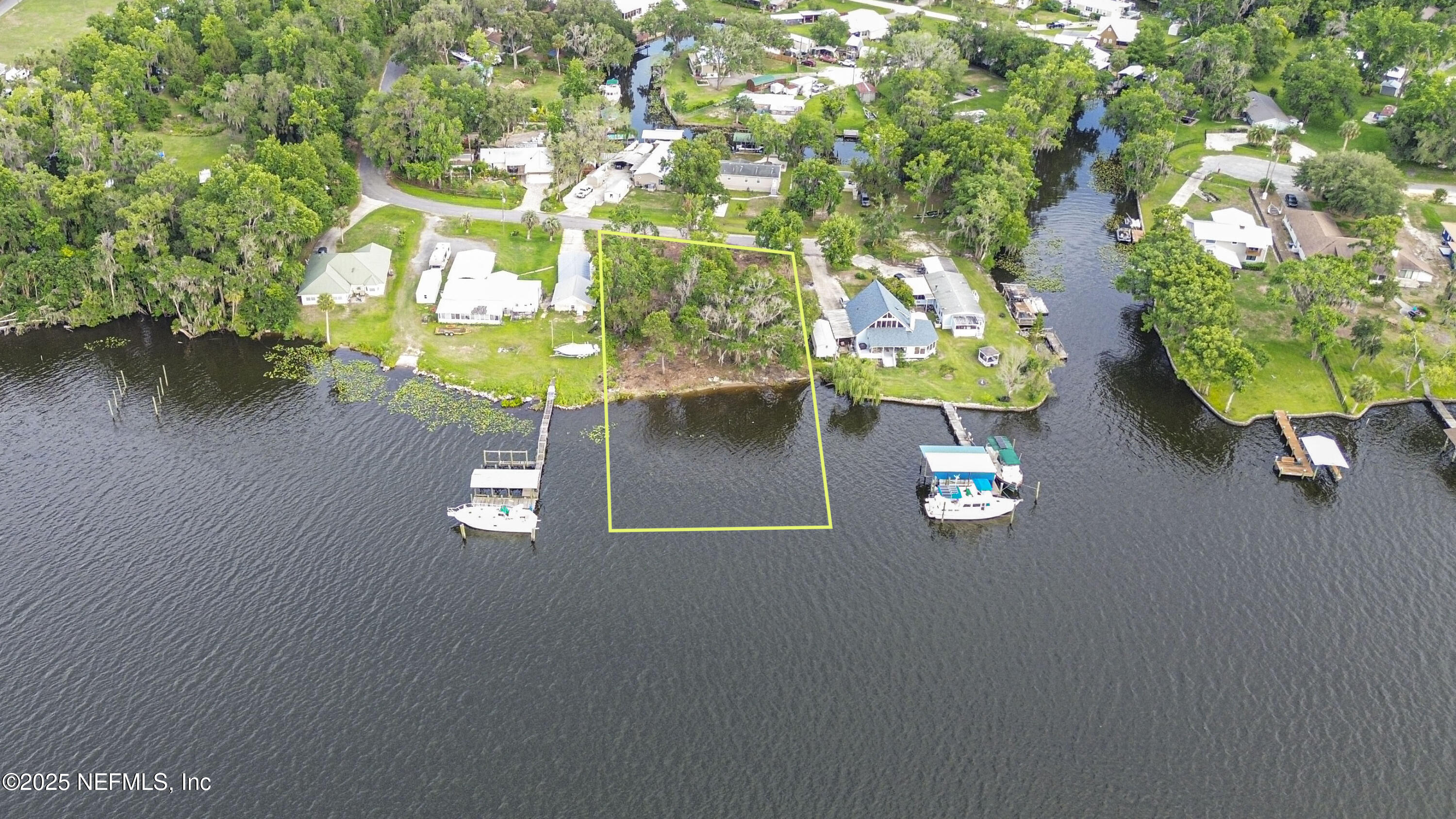 156 RIVERSHORE Drive