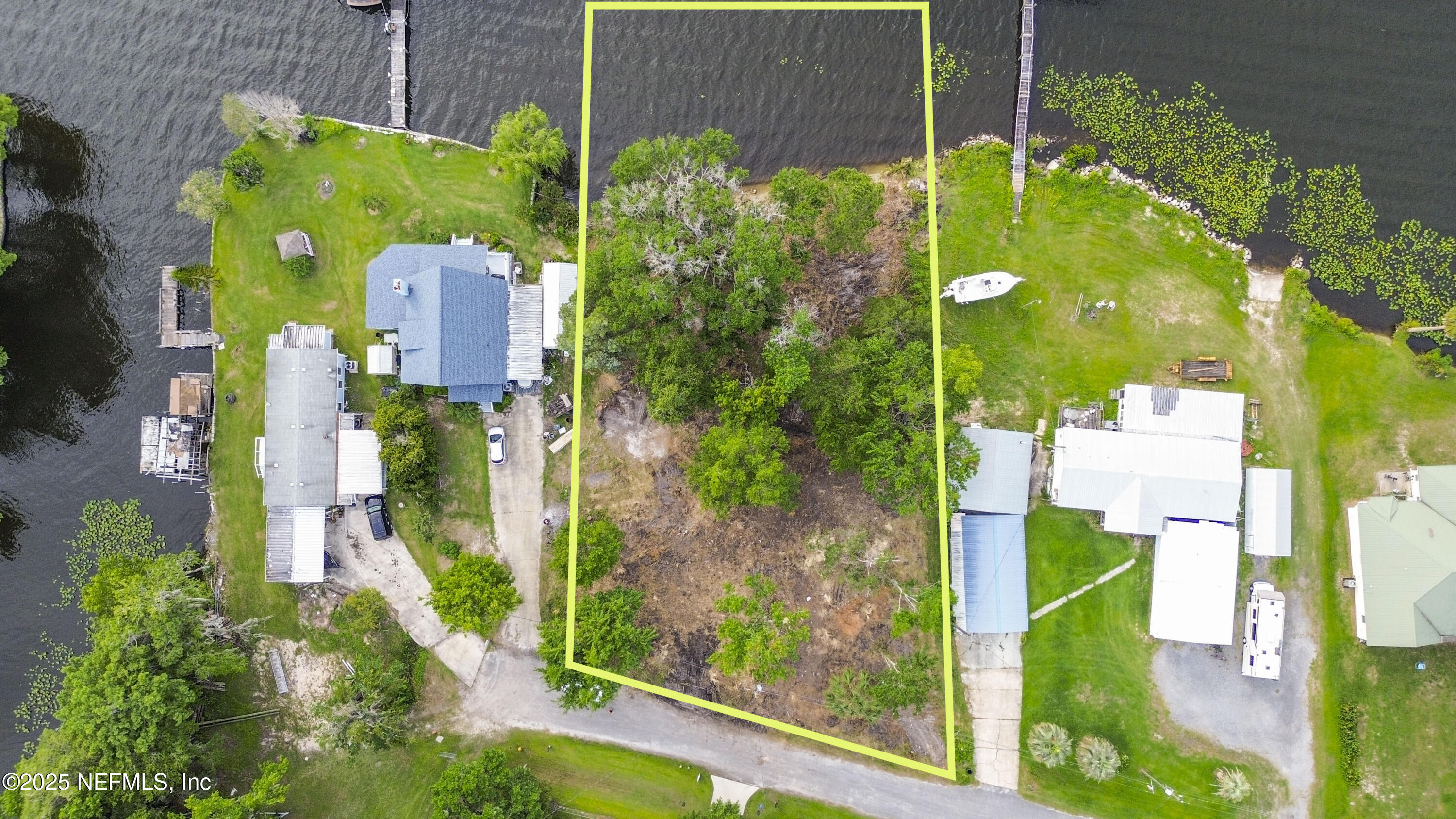 156 RIVERSHORE Drive