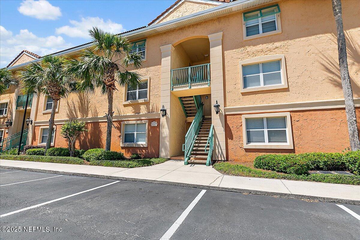 Photo 1 of 19 — 108 LAGUNA VILLAS Boulevard D34, Jacksonville Beach, FL 32250