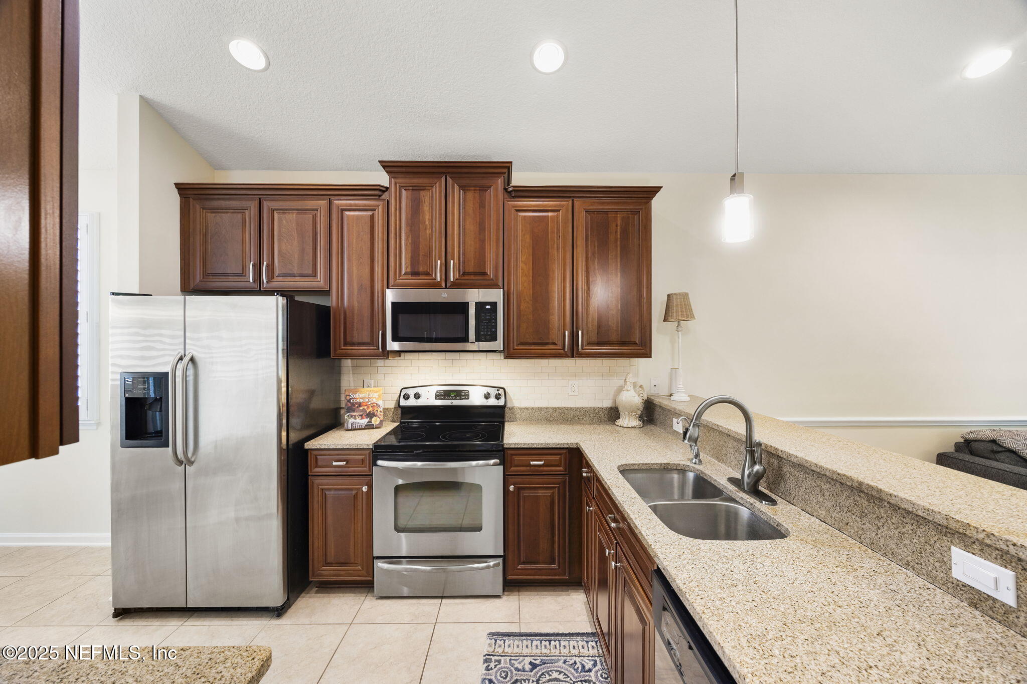 814 COPPERHEAD Circle