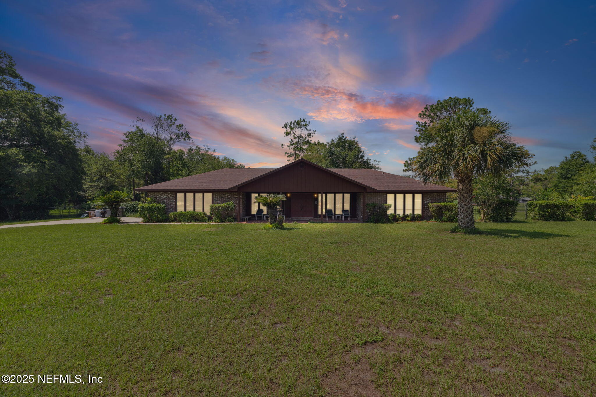 7220 COTTONWOOD Court