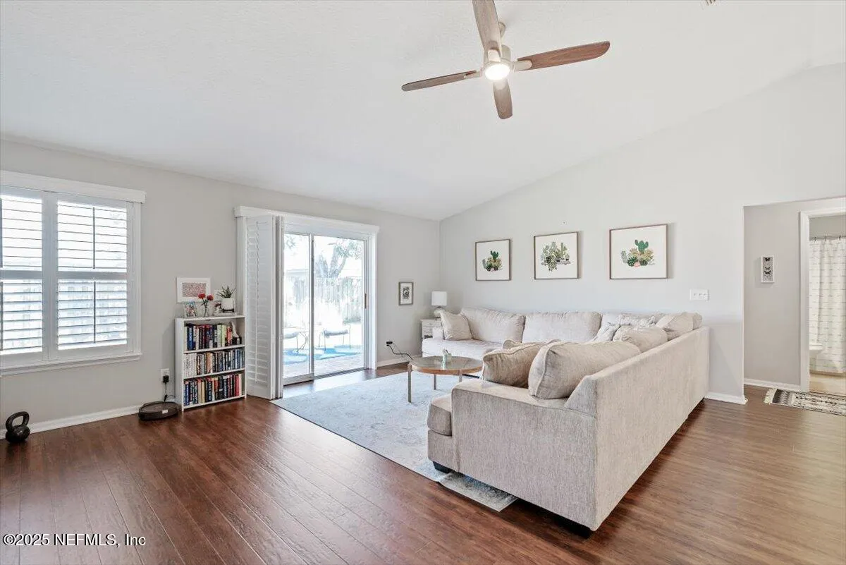 Jacksonville, Florida 32224, United States, 3 Bedrooms Bedrooms, ,2 BathroomsBathrooms,Residential,Pending,5831