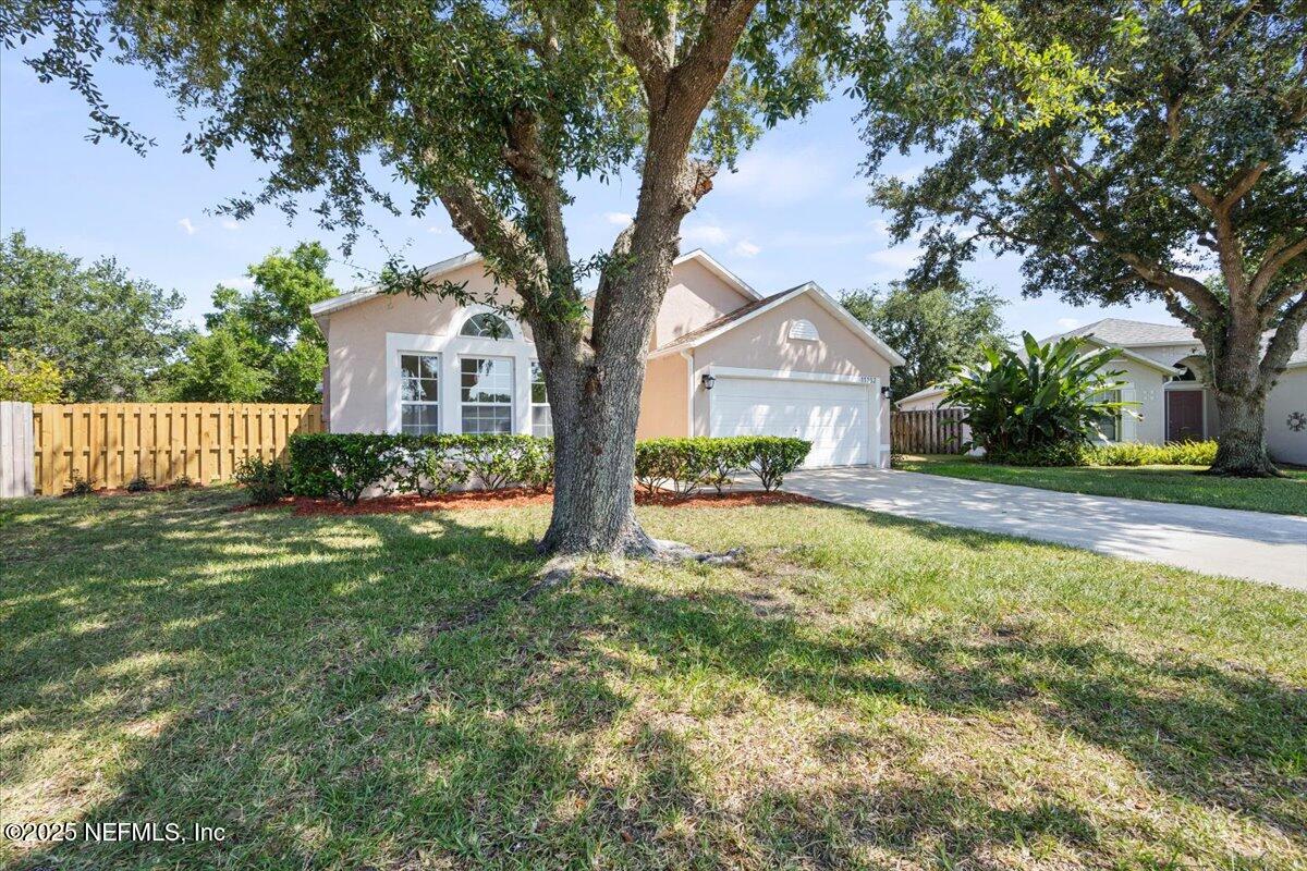 11152 TIVERTON Court