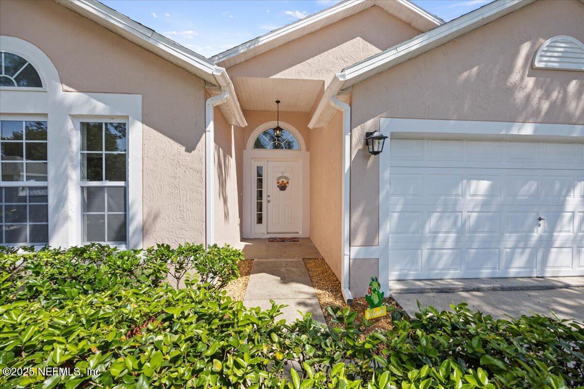 11152 TIVERTON Court