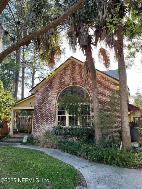 1652 BELMONTE Avenue Jacksonville FL 32207