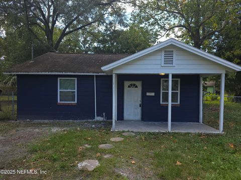 Photo of 1072 MACKINAW Street, Jacksonville, FL 32254 (MLS # 2115257) Photo of 1072 MACKINAW Street, Jacksonville, FL 32254 (MLS # 2115257)
