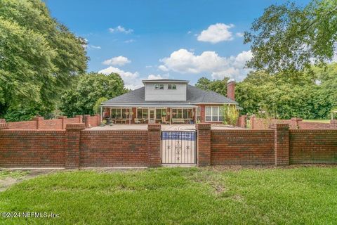 A home in Macclenny