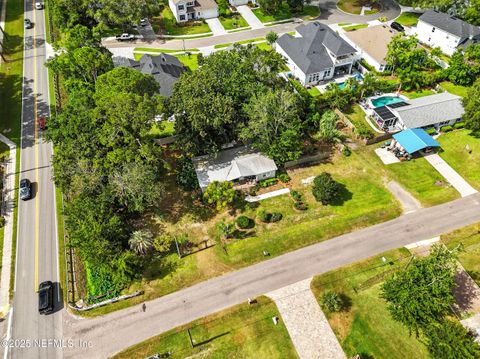884 ROBIN HOOD Drive Fernandina Beach FL 32034