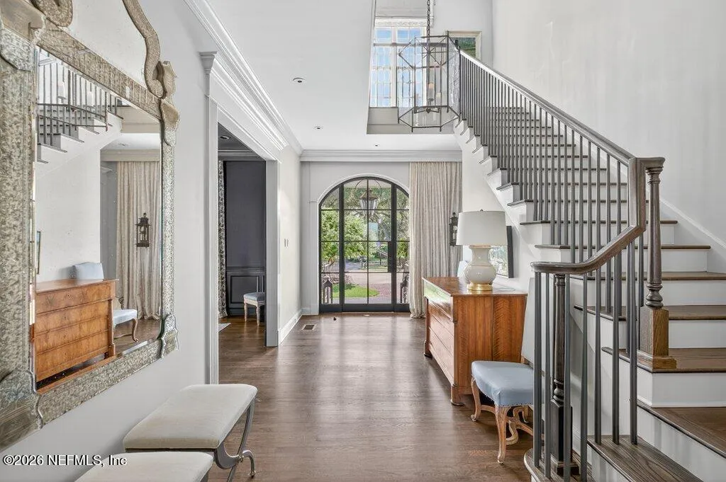 Jacksonville, Florida, 32207, United States, 5 Bedrooms Bedrooms, ,6 BathroomsBathrooms,Residential,Active,2044102