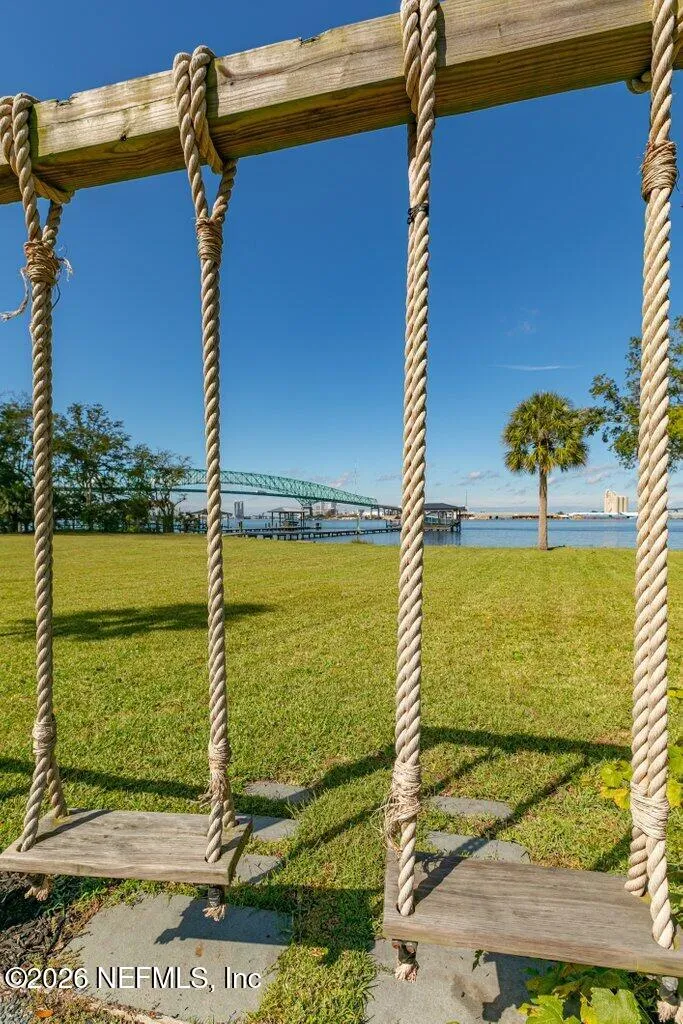 Jacksonville, Florida, 32207, United States, 5 Bedrooms Bedrooms, ,6 BathroomsBathrooms,Residential,Active,2044102