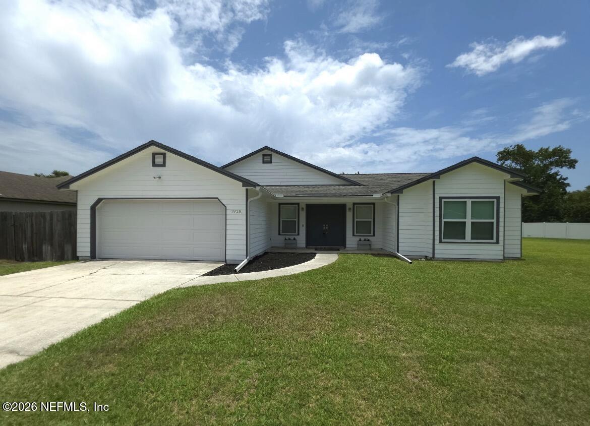 Photo 1 of 26 — 1928 FARM Way, Middleburg, FL 32068