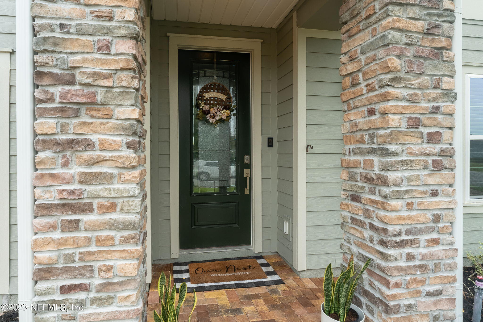 43 LAUREL GATE Lane