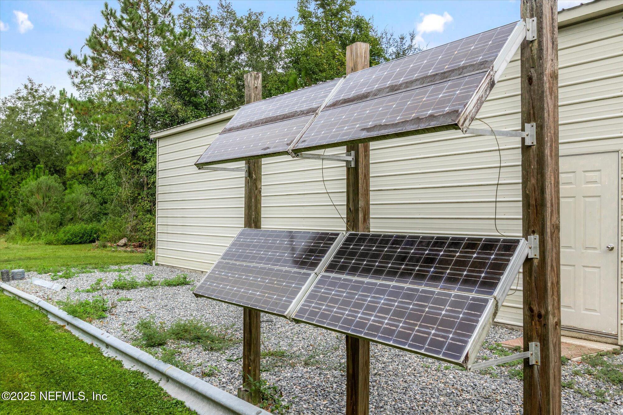 220 EAGLE CREEK Road