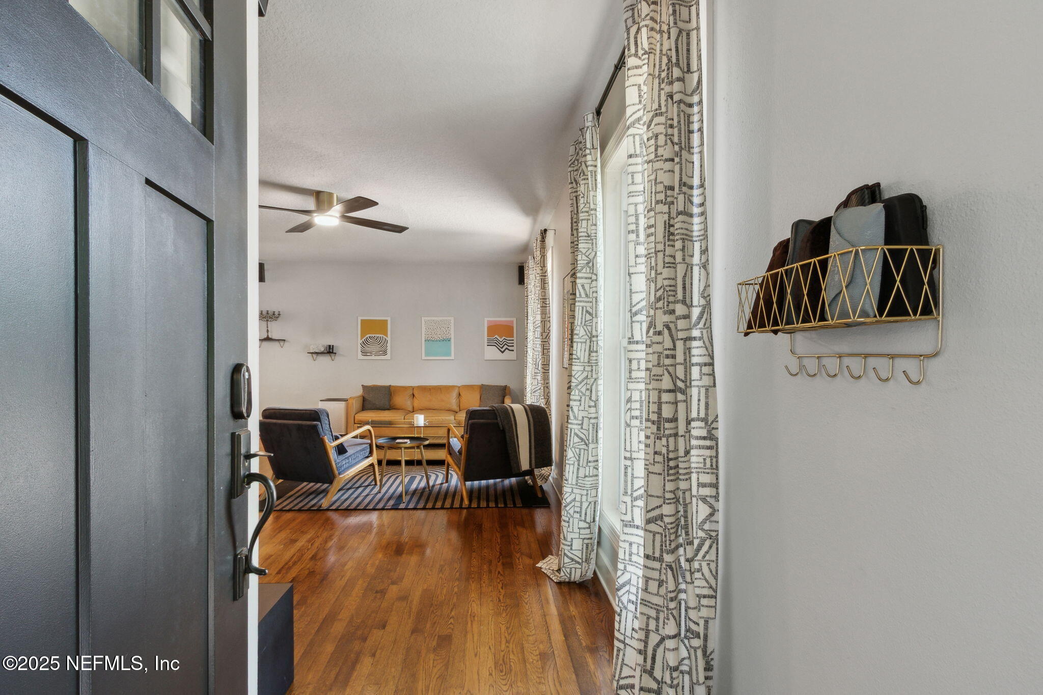 4241 LEXINGTON Avenue