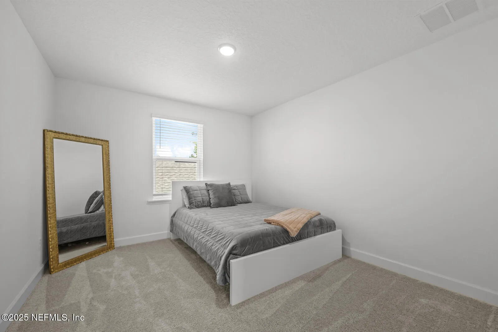 Yulee, Florida 32097, United States, 5 Bedrooms Bedrooms, ,3 BathroomsBathrooms,Residential,Active,242076