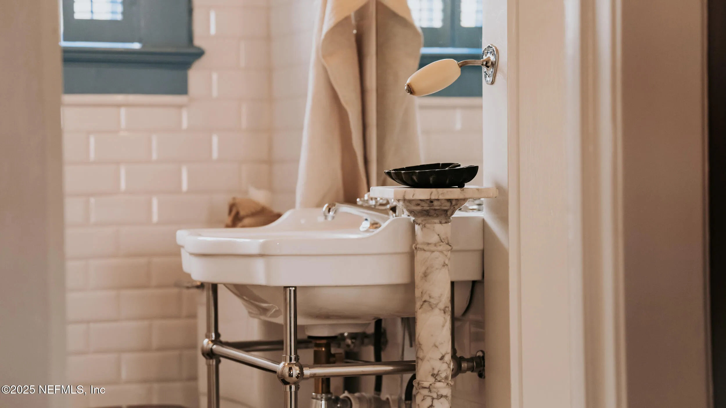 Jacksonville, Florida 32205, United States, 3 Bedrooms Bedrooms, ,2 BathroomsBathrooms,Residential,Active,80260