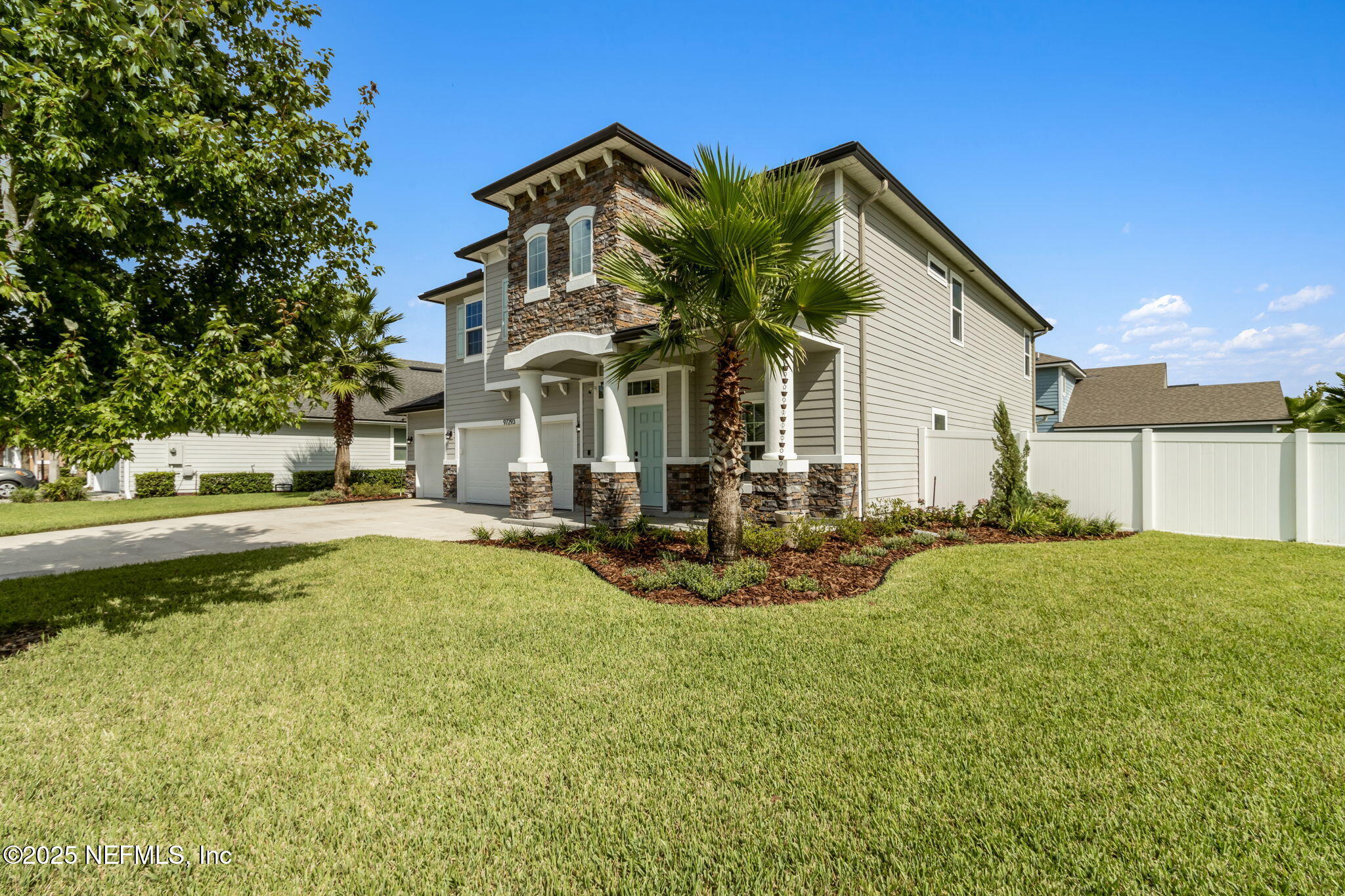 97293 HARBOR CONCOURSE Circle