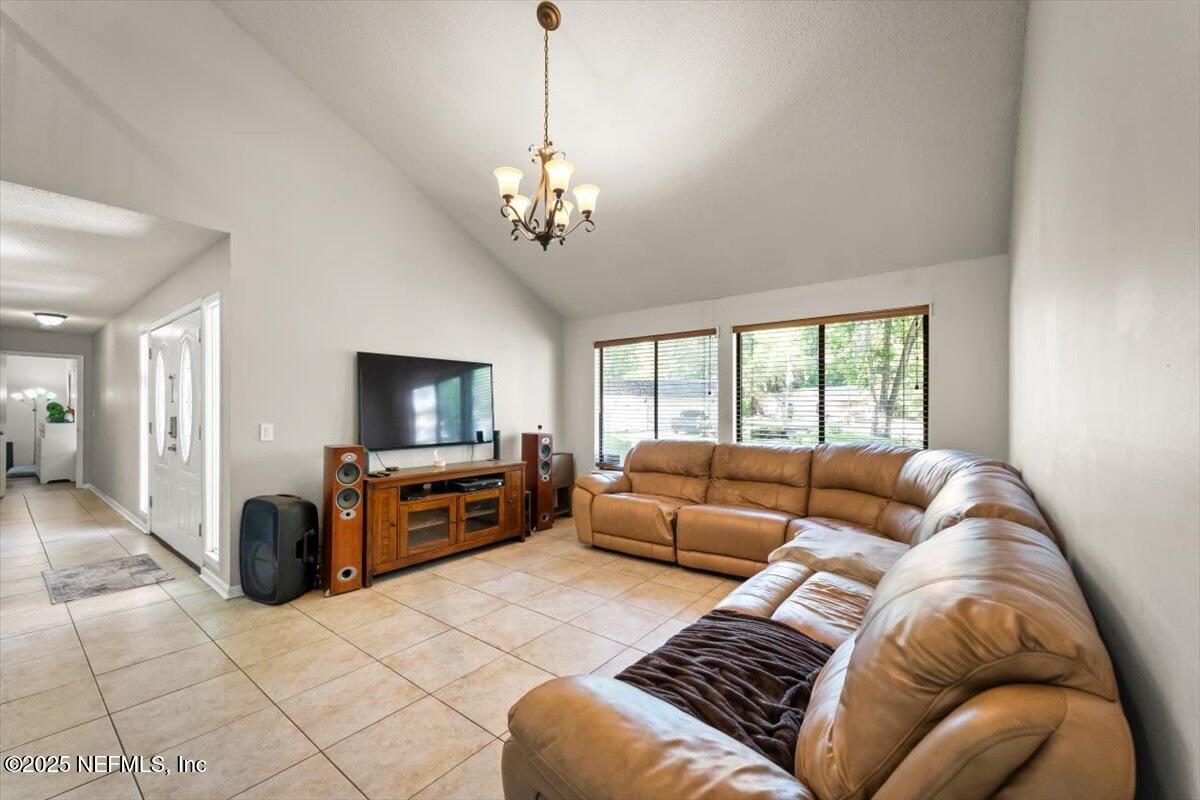 2438 SYLVAN CHASE Drive