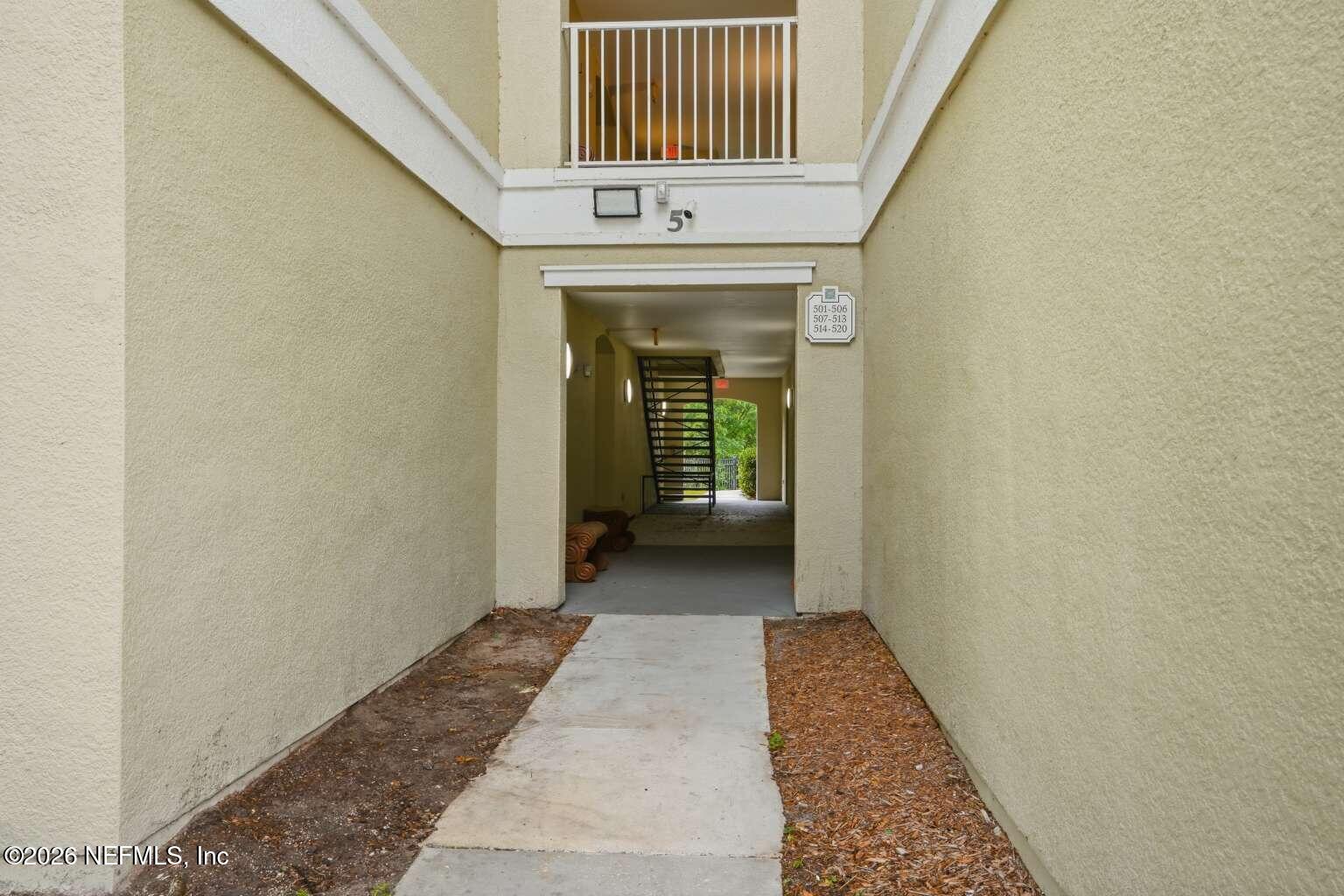 8290 GATE Parkway 512