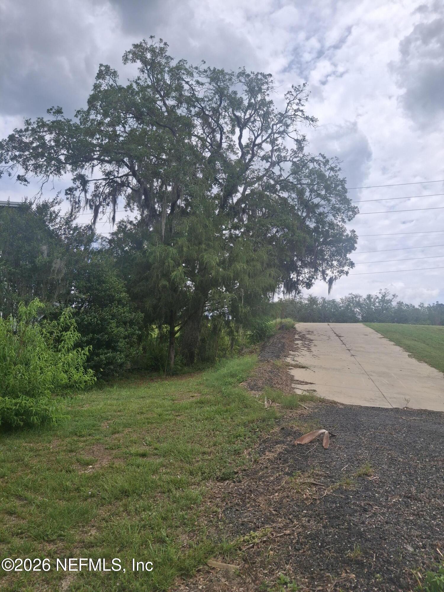 1499 STATE ROAD 20 - Photo 3