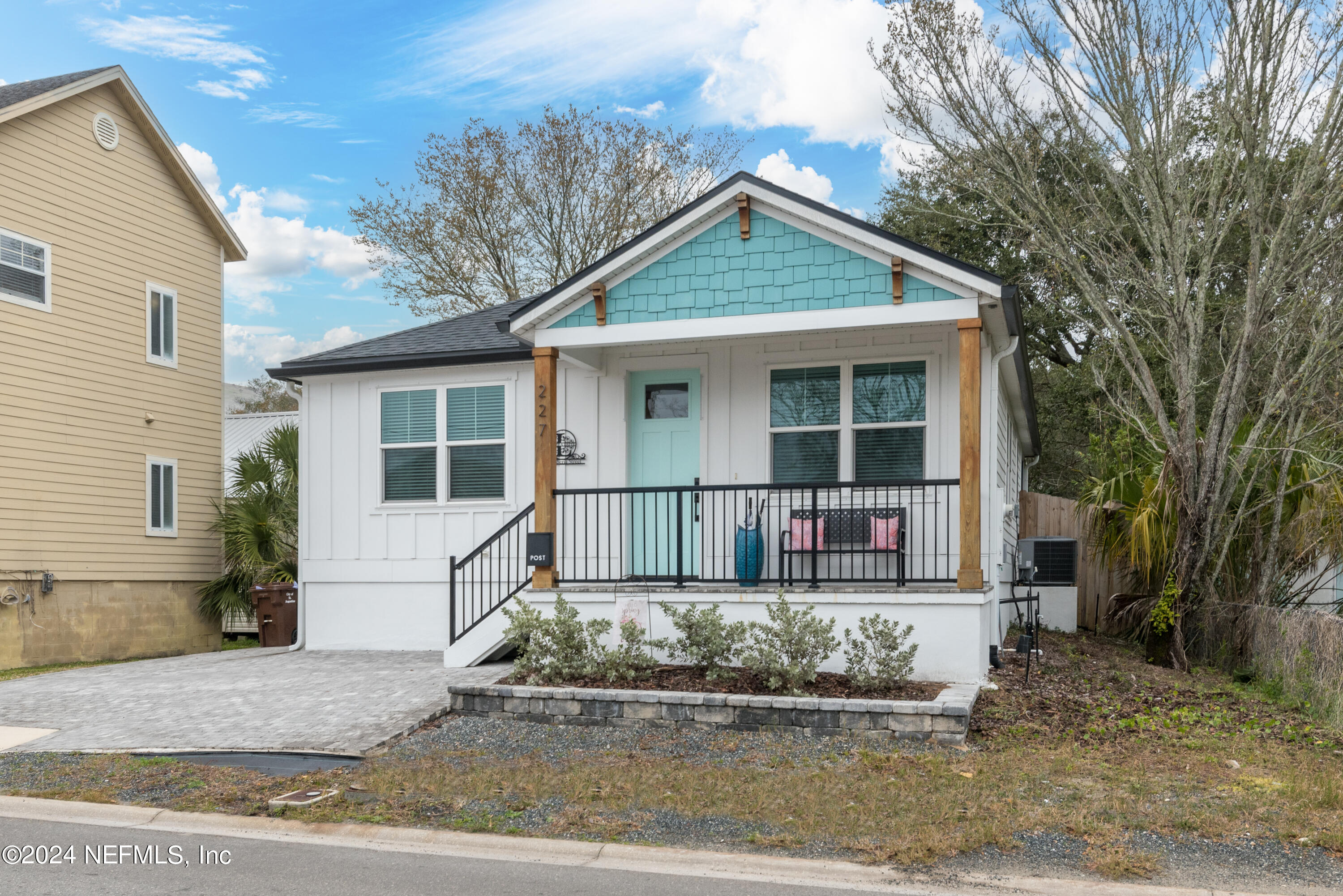 St Augustine, FL home for sale located at 227 RIBERIA Street, St Augustine, FL 32084