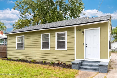 Photo of 2075 W 13TH Street, Jacksonville, FL 32209 (MLS # 2165613)