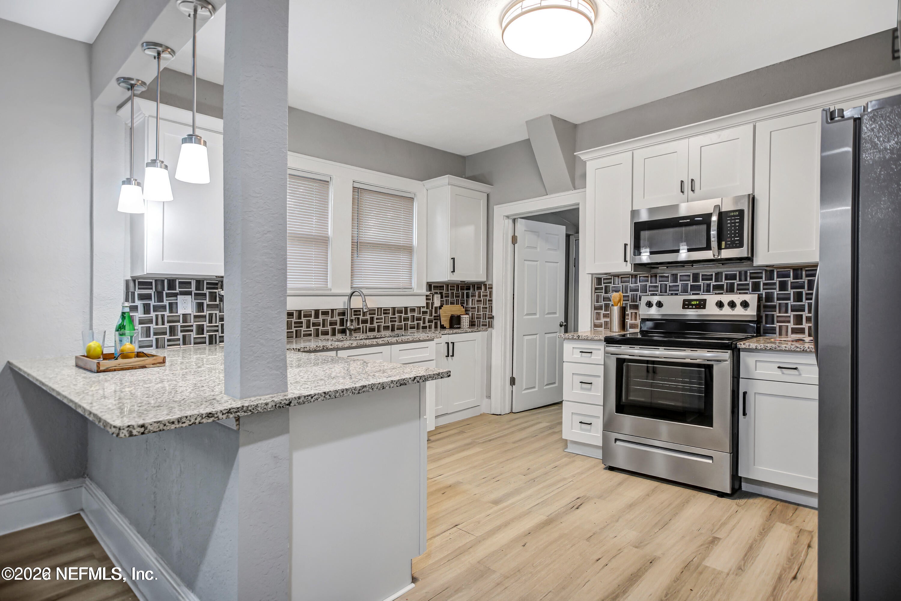 312 W 25 Street