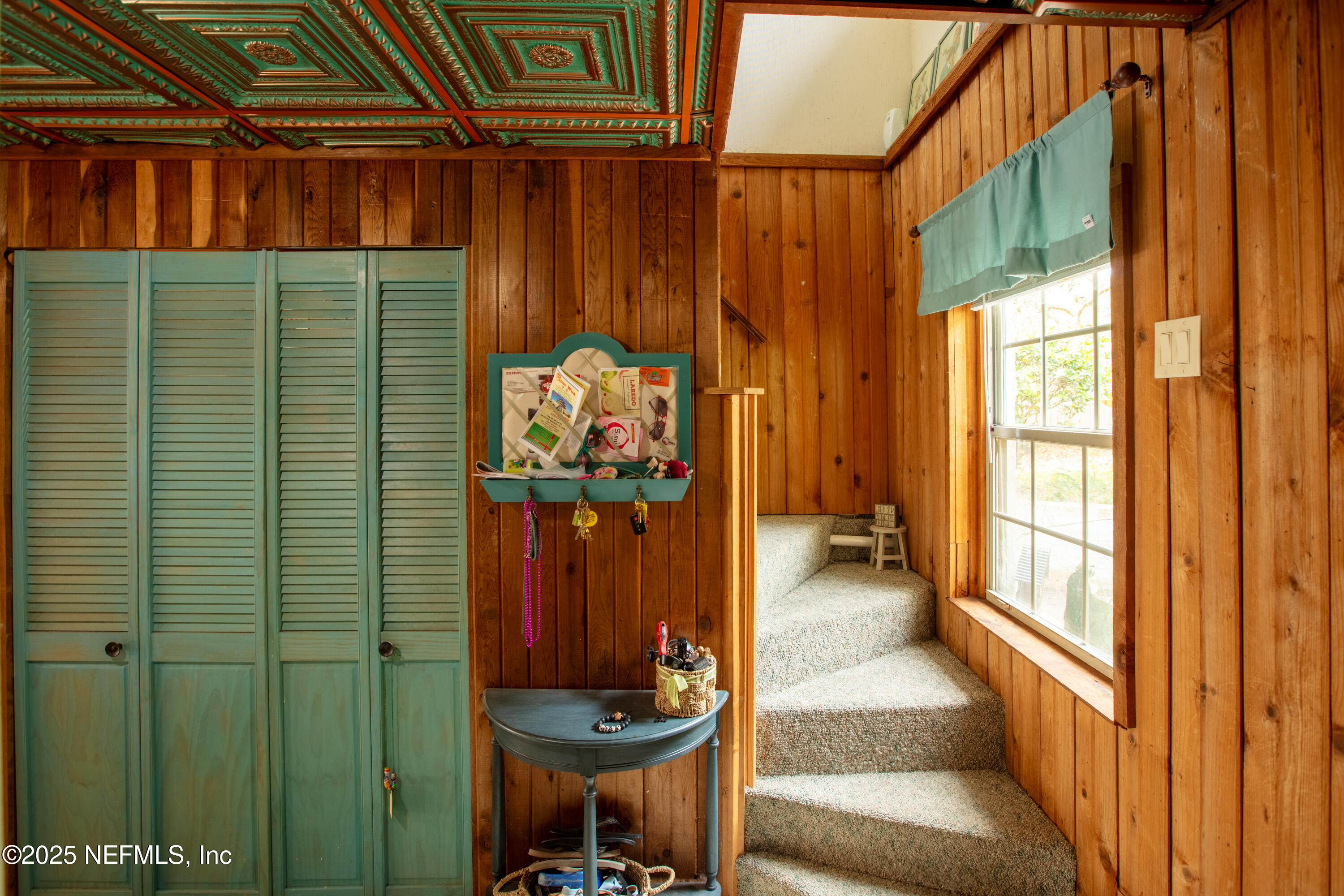 5915 WHITE SANDS Road