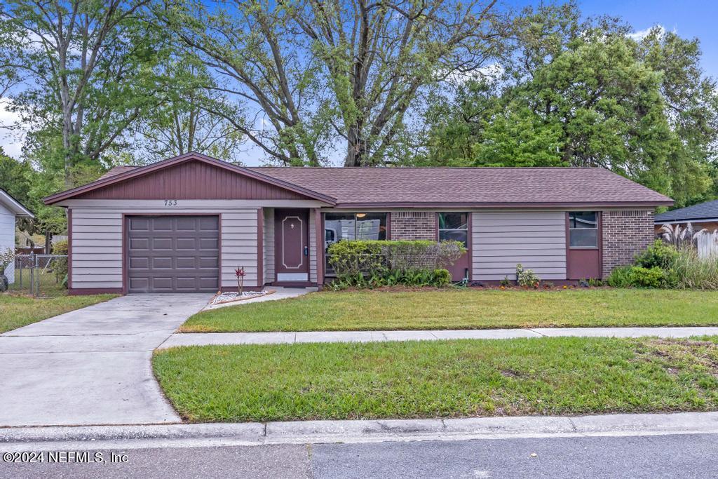 Jacksonville, FL home for sale located at 753 Perryman Lane E, Jacksonville, FL 32221