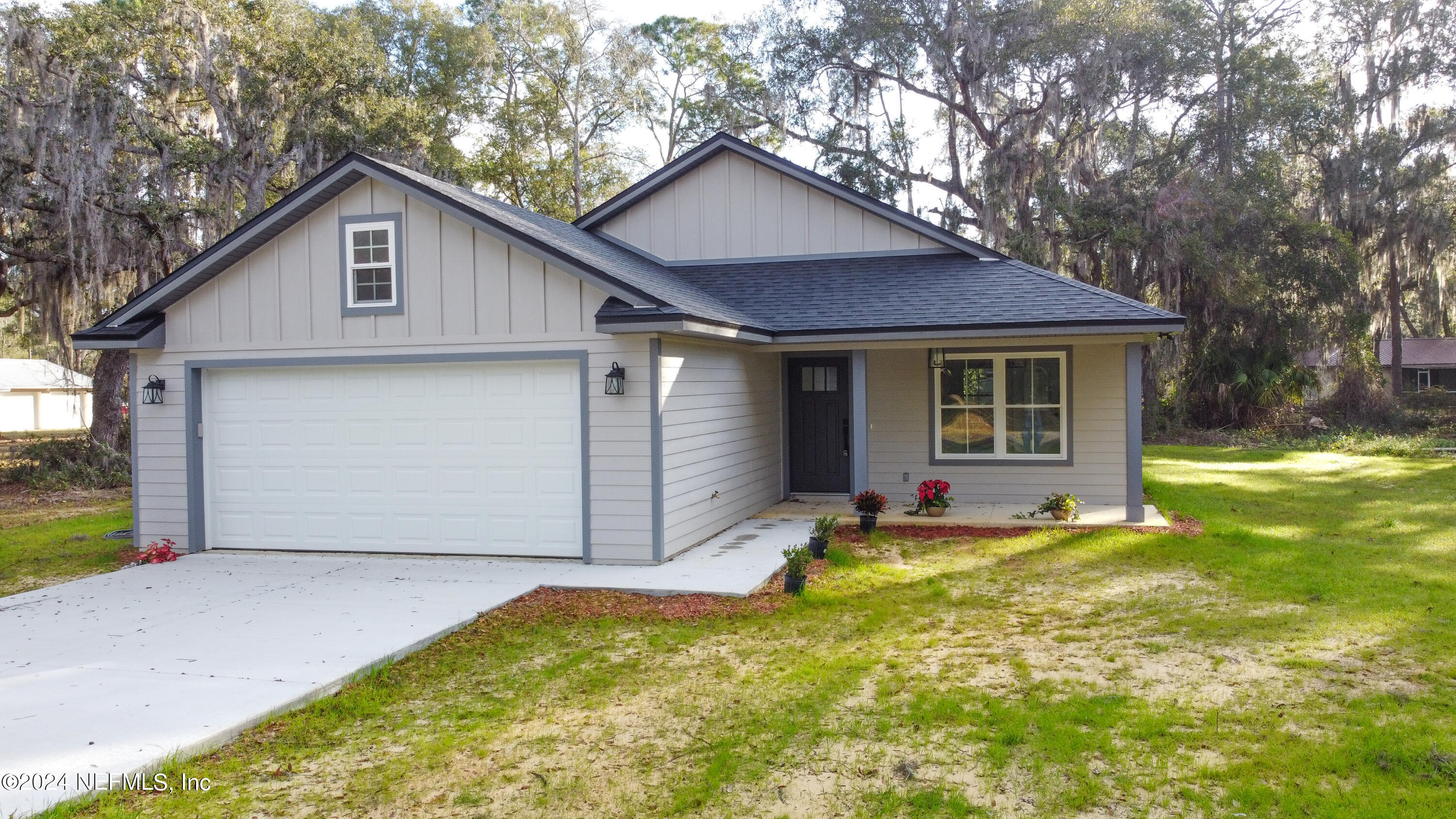 Melrose, FL home for sale located at 8643 RIDGE Road, Melrose, FL 32666