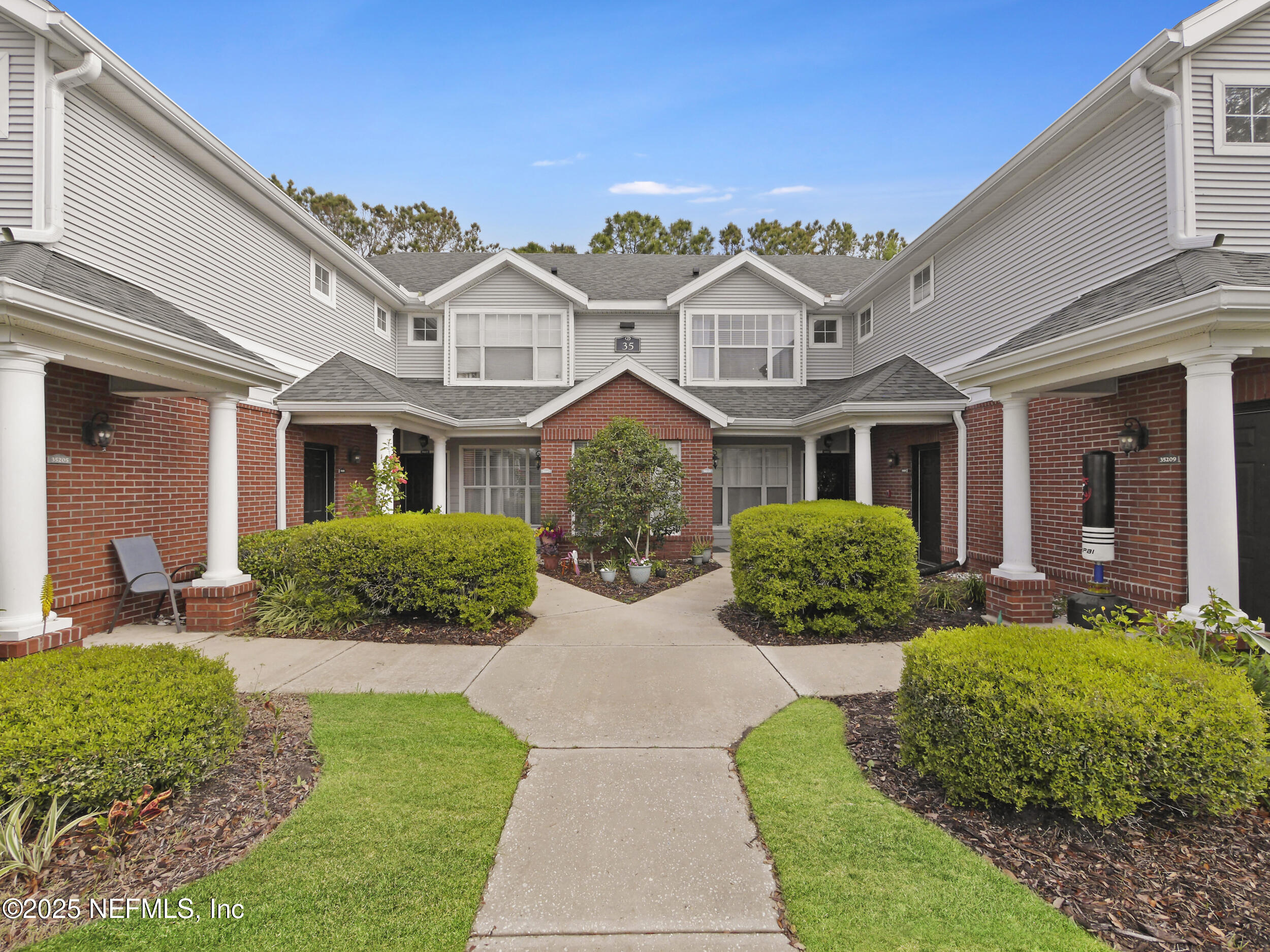 35211 HARBOUR VISTA Circle