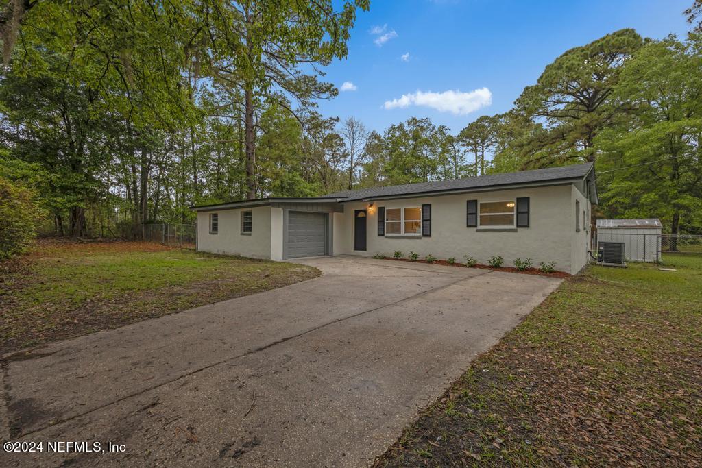 Middleburg, FL home for sale located at 4010 Richie Lane, Middleburg, FL 32068