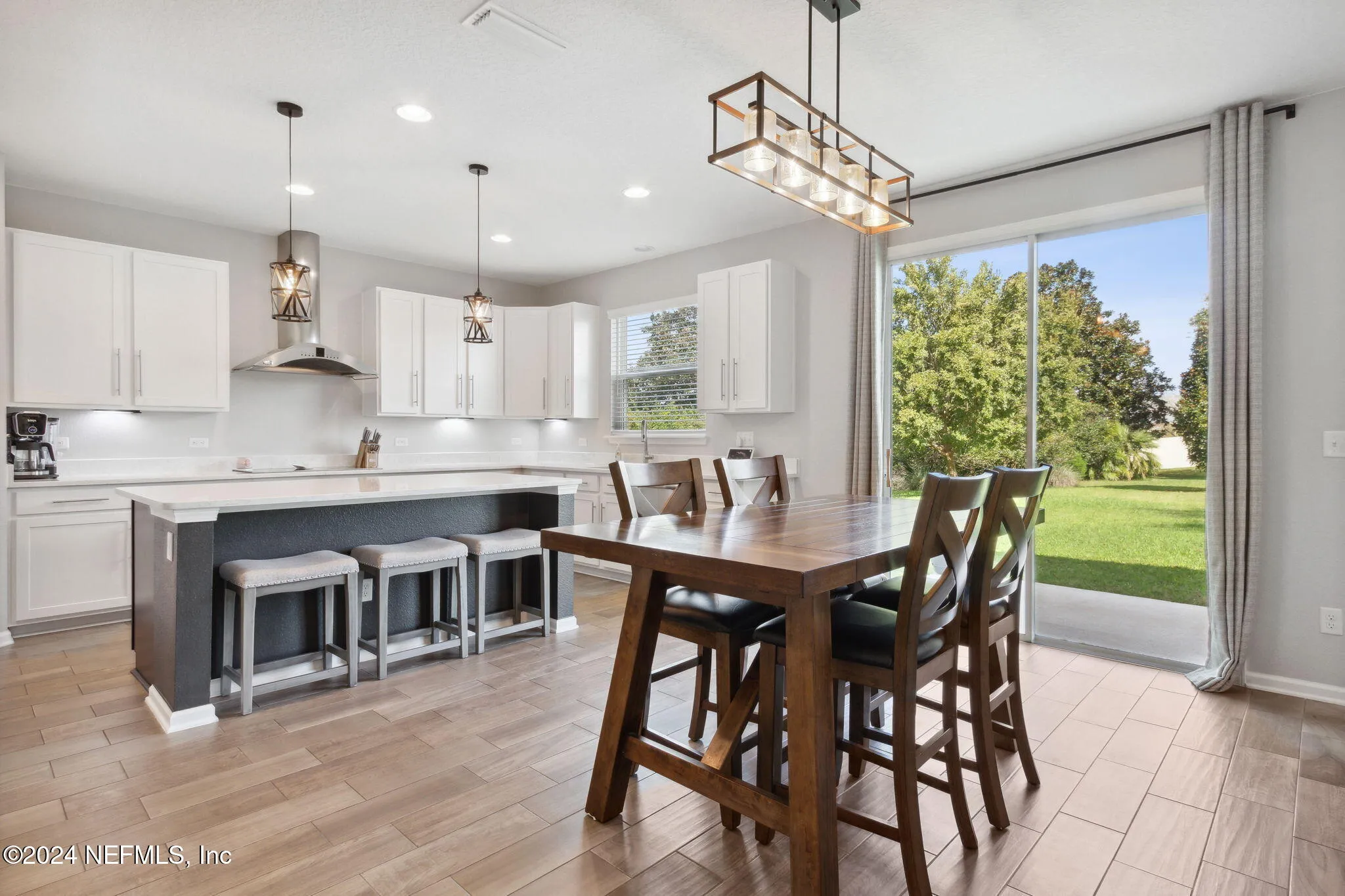 Green Cove Springs, Florida 32043, United States, 5 Bedrooms Bedrooms, ,3 BathroomsBathrooms,Residential,Active,32641