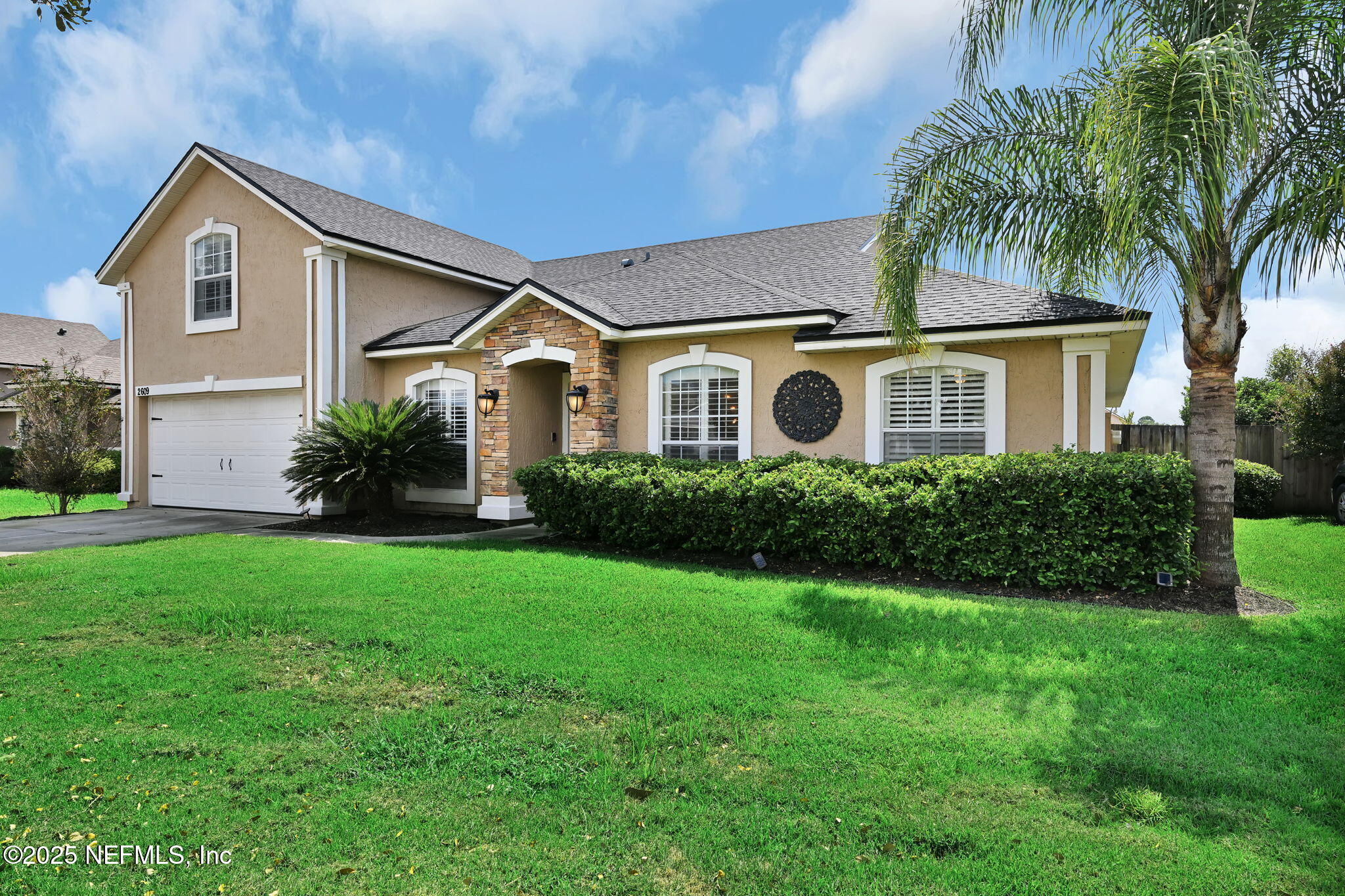 2609 ROYAL POINTE Drive