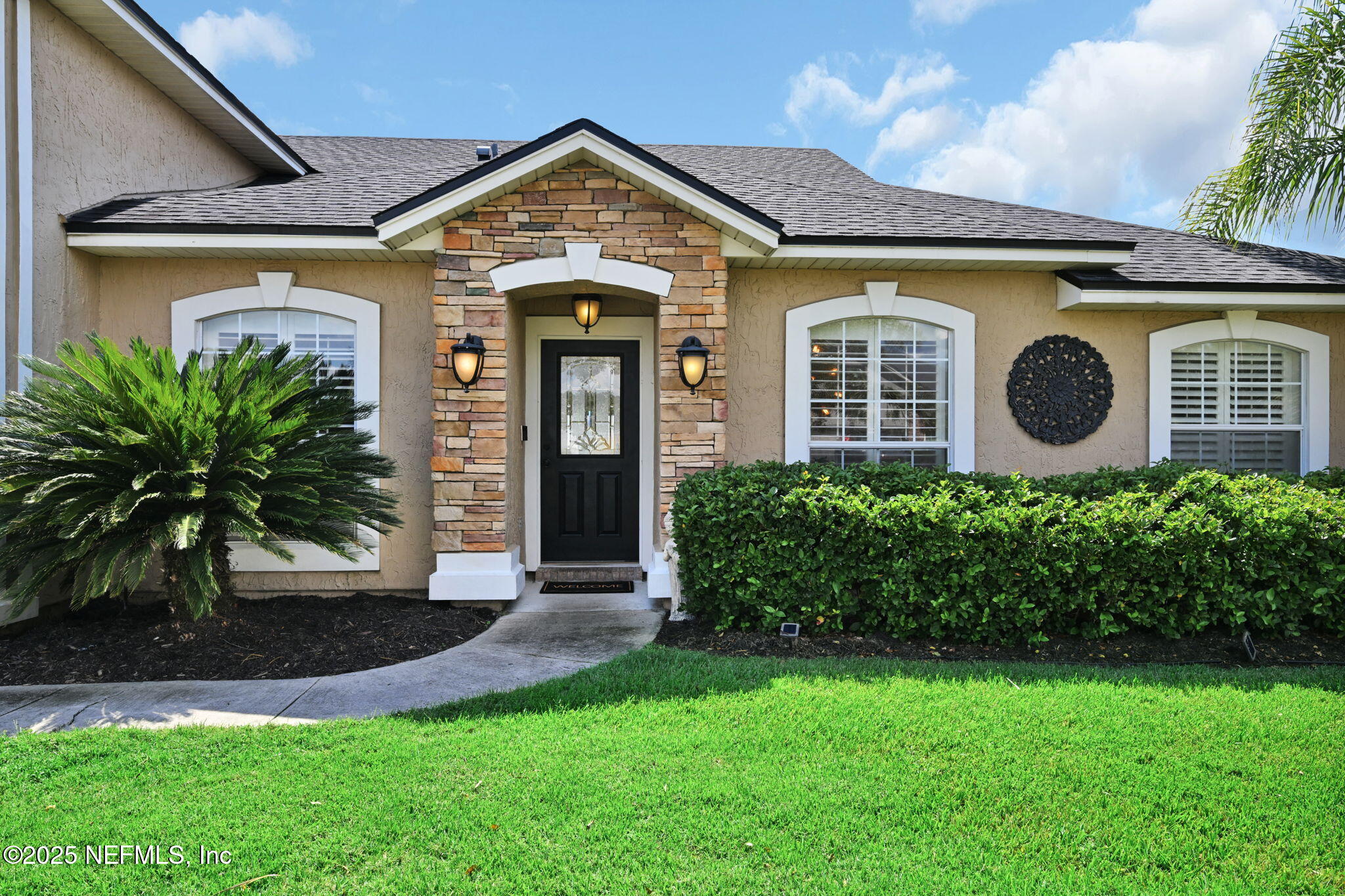 2609 ROYAL POINTE Drive