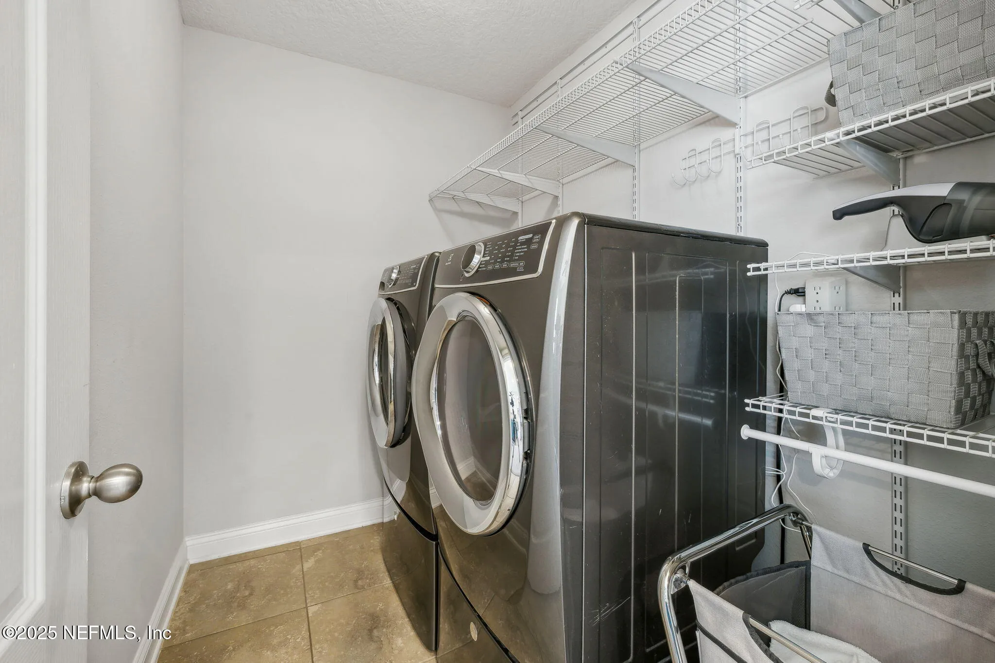 Jacksonville, Florida 32257, United States, 3 Bedrooms Bedrooms, ,3 BathroomsBathrooms,Residential,Pending,114243