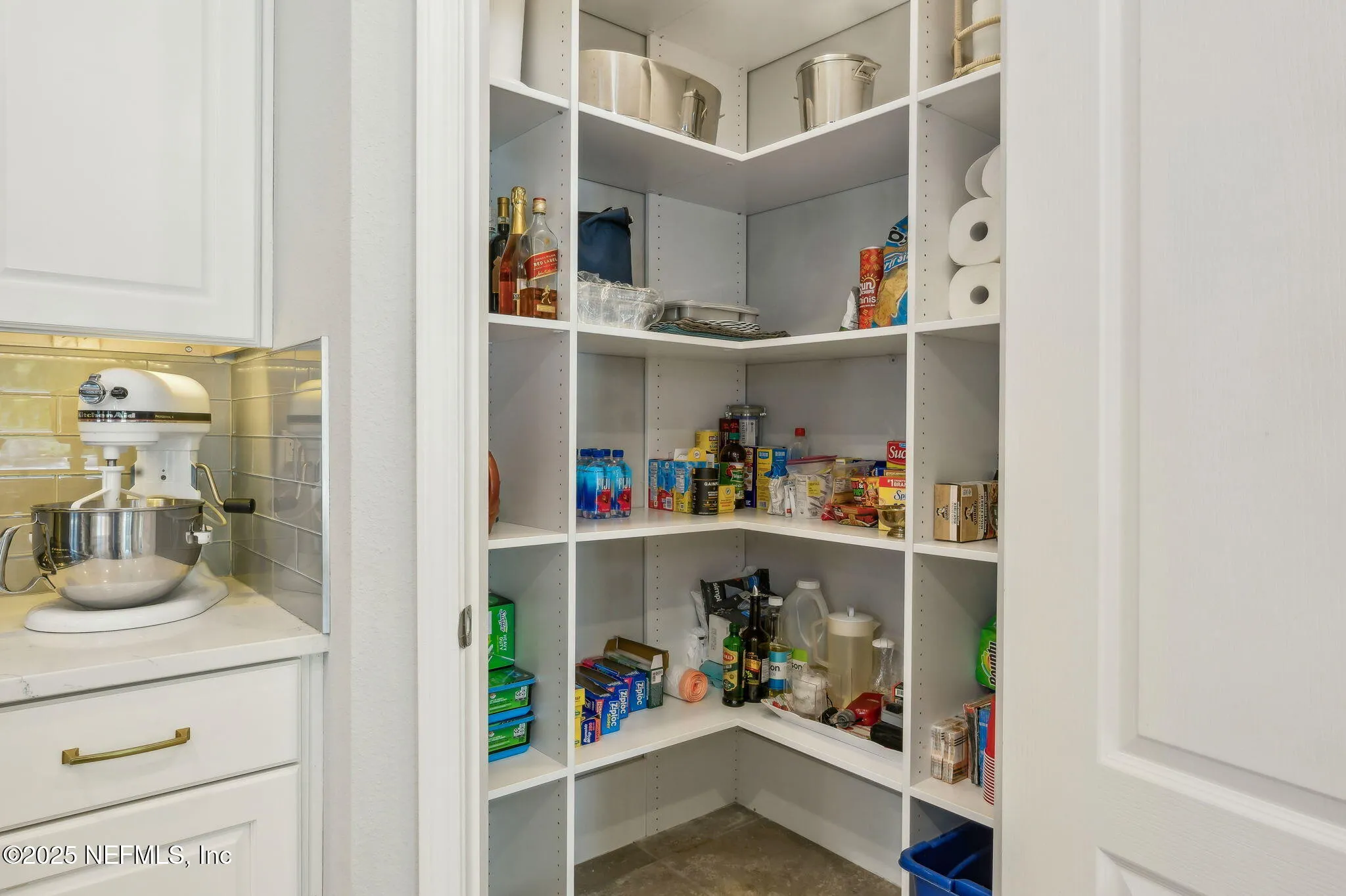 Jacksonville, Florida 32257, United States, 3 Bedrooms Bedrooms, ,3 BathroomsBathrooms,Residential,Pending,114243