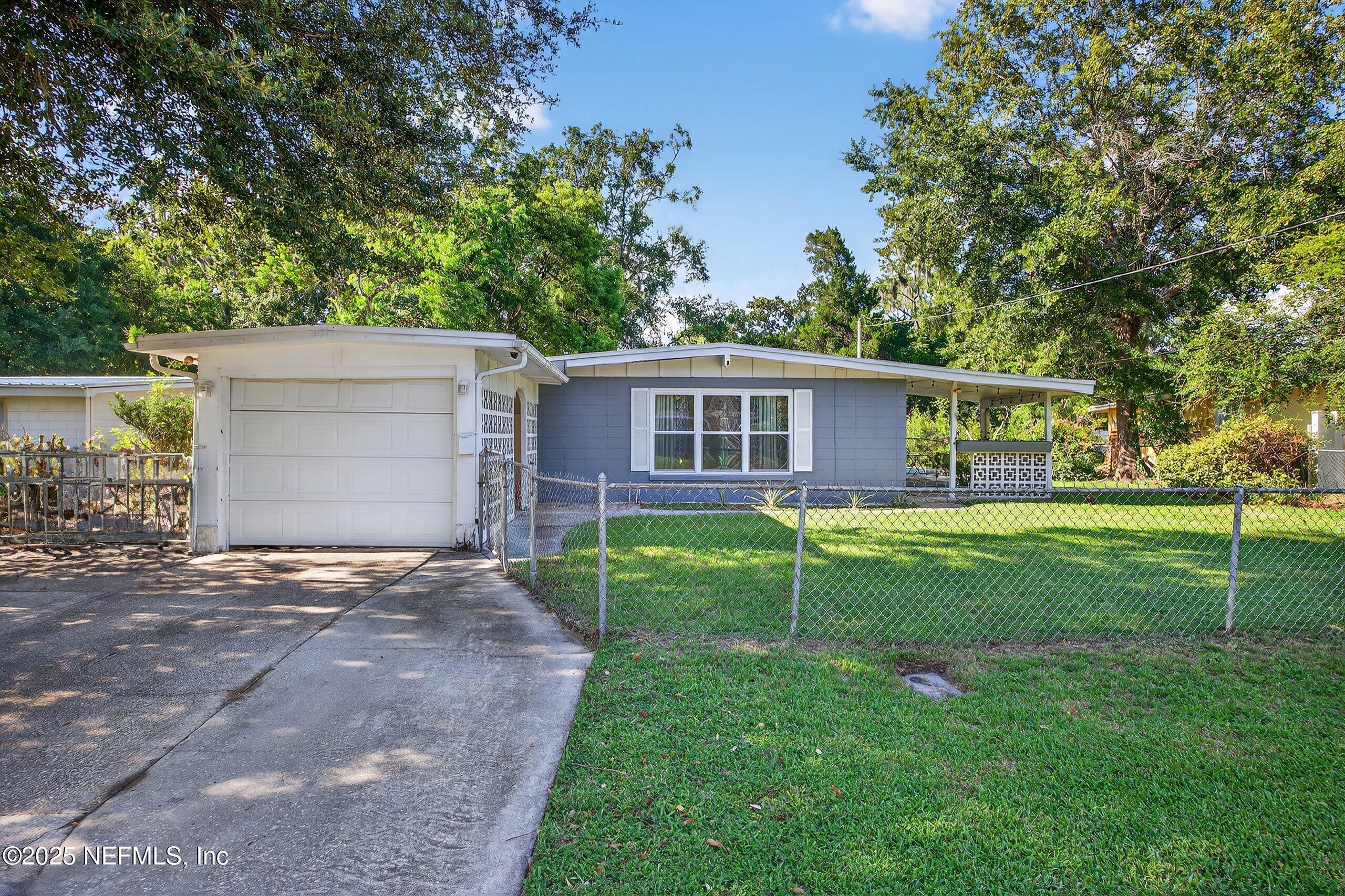 3017 LORMAN Drive