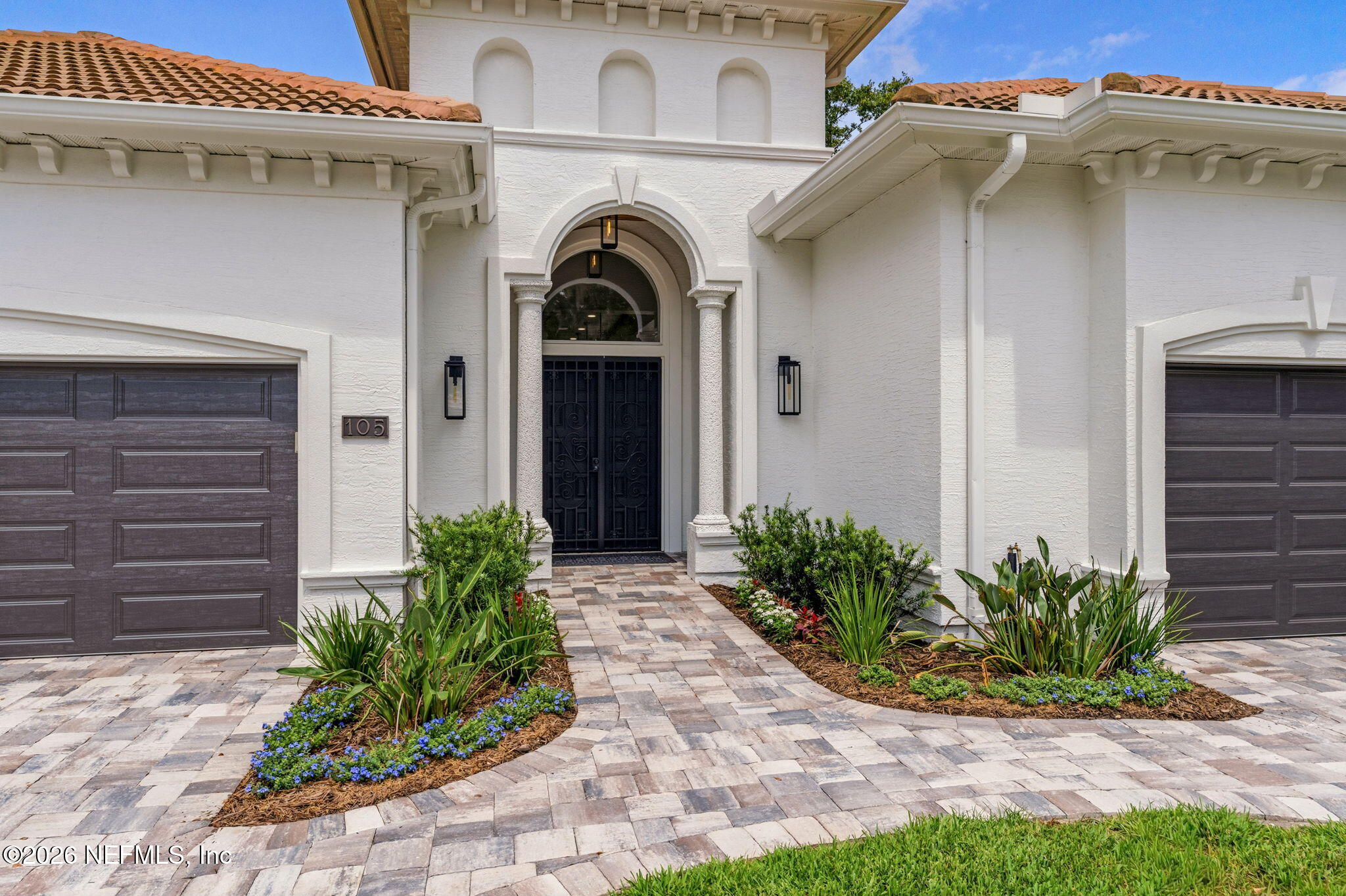 105 LAUREL Way