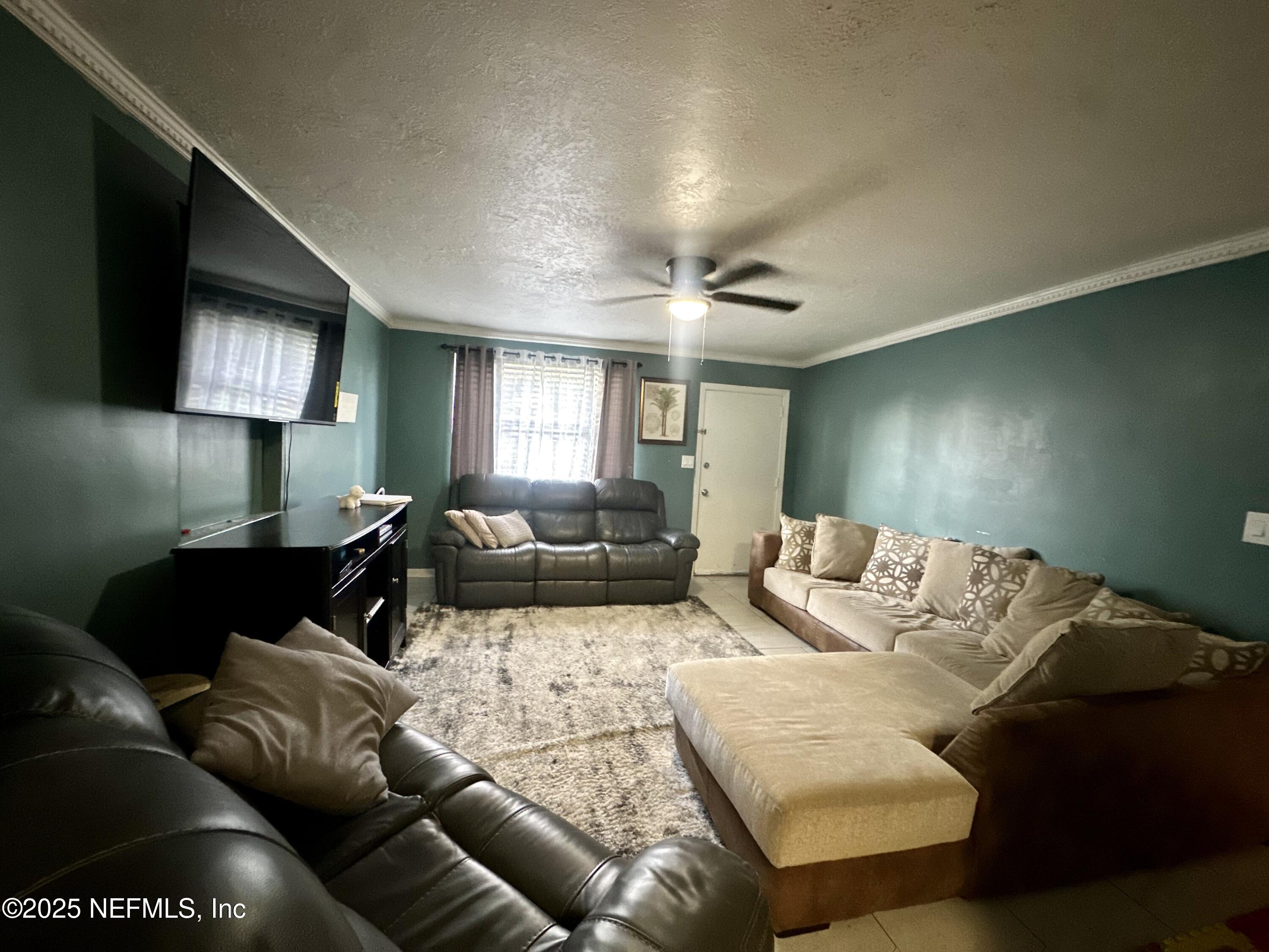 6316 PINE SUMMIT Drive