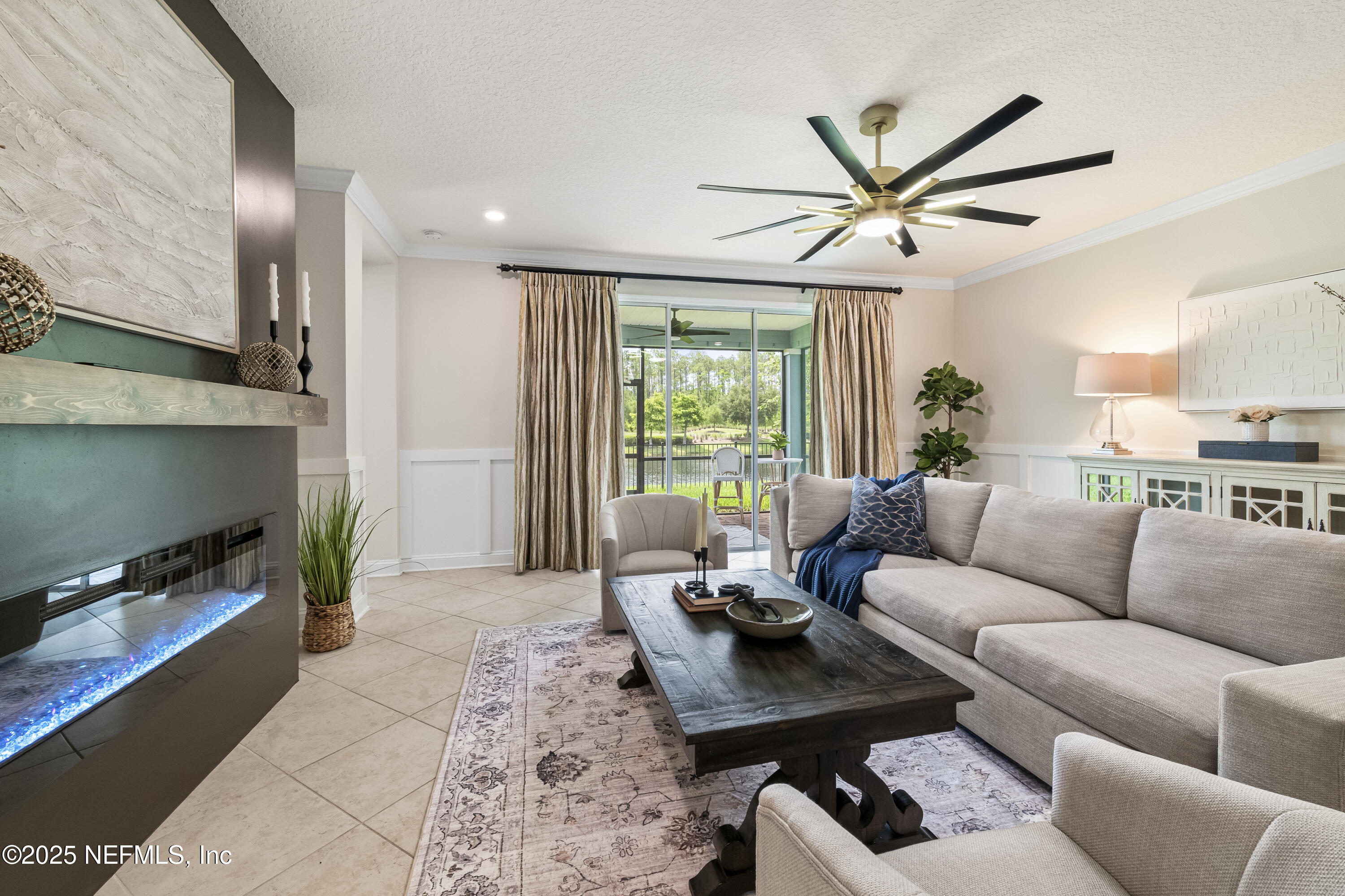 33 CROWN COLONY Road
