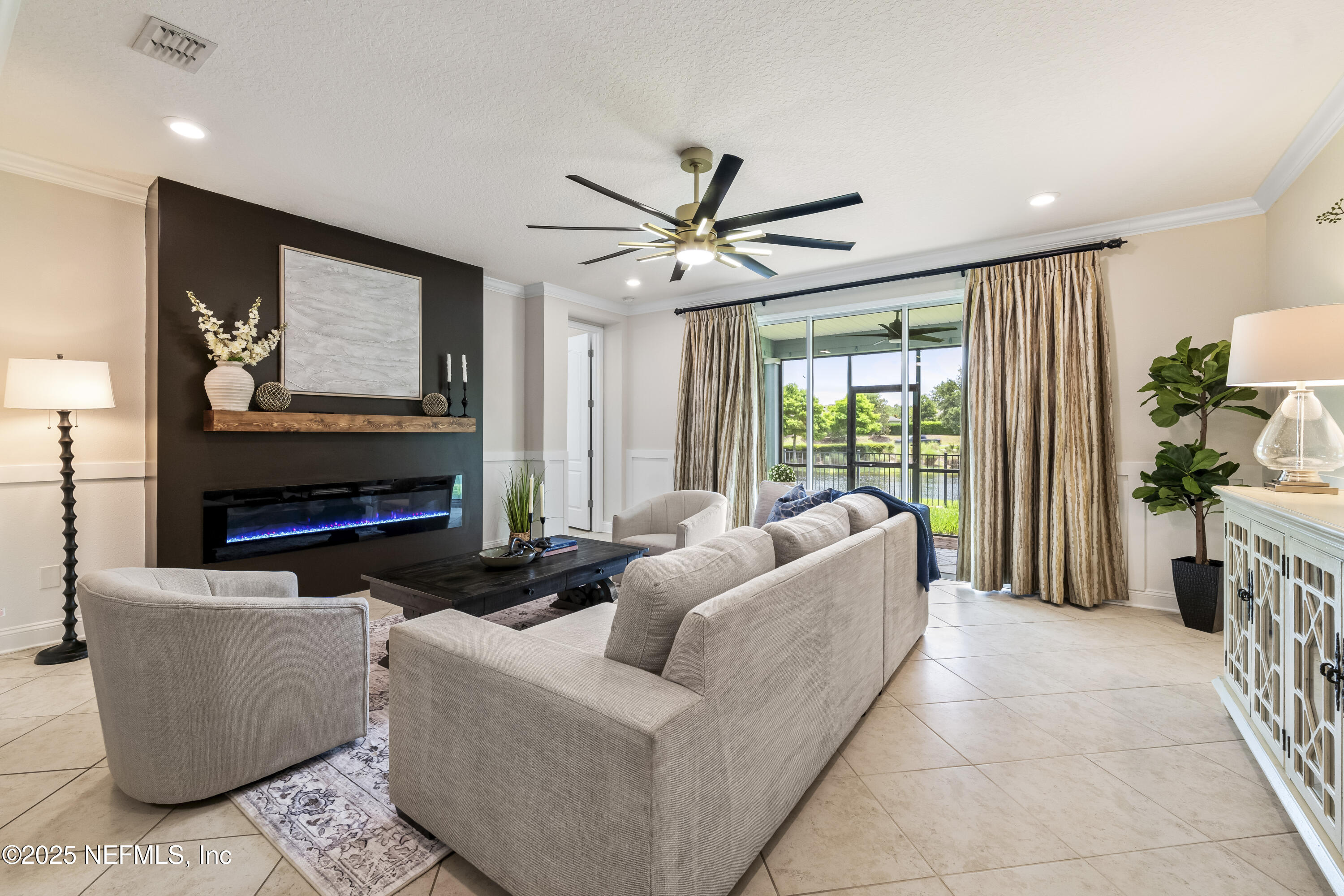 33 CROWN COLONY Road